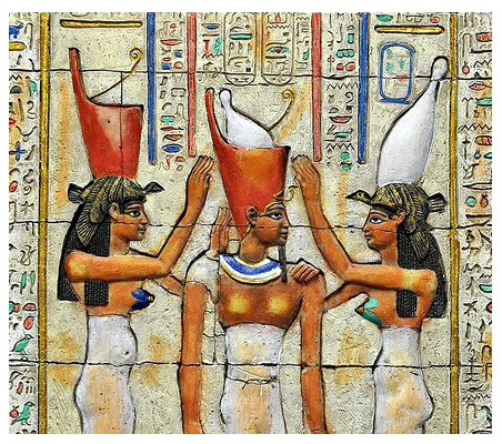 The crowns of red and white combine into one